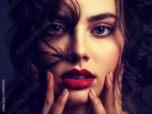 Face of a beautiful woman w...