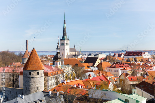 Fototapeta Naklejka Na Ścianę i Meble -  Cityscape view to old town of Tallinn, Estonia