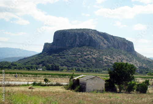 Wallpaper Mural flat mountain Torontodigital.ca