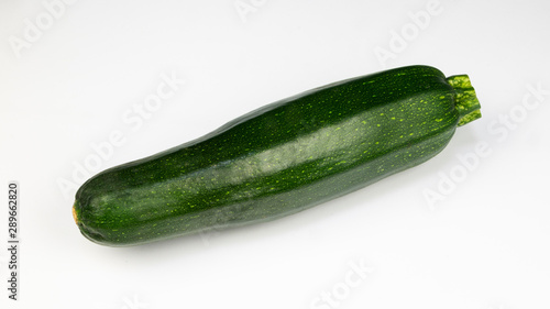 grüne Zucchini