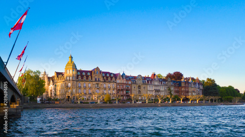 Sonnenuntergang über Konstanz am Bodensee