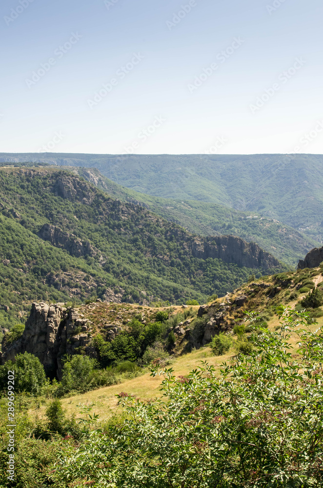 Gorges du Chassezac dans les Cévennes Gorges du Chassezac dans les Cévennes