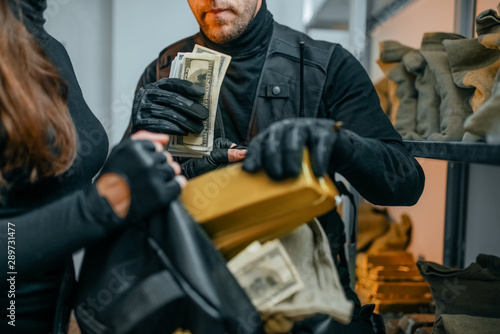 Fotografia Bank robbery of the century, robbers hacked vault