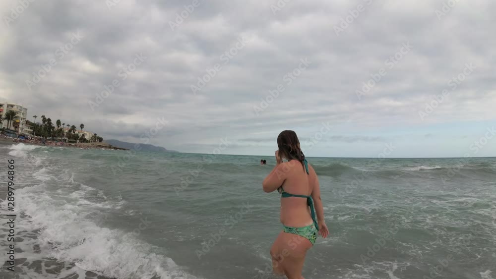 Spain Malaga Nerja beach on a summer cloudy day using a drone and a stabilised action cam.
shoots of water waves people and sky at 4k 24fps Spain Malaga Nerja beach on a summer cloudy day using a drone and a stabilised action cam.
shoots of water waves people and sky at 4k 24fps