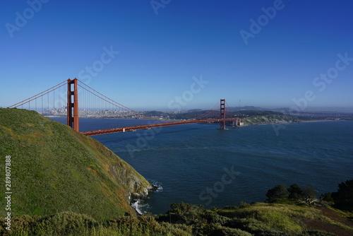 Wallpaper Mural Golden Gate Bridge, San Francisco, California. Torontodigital.ca