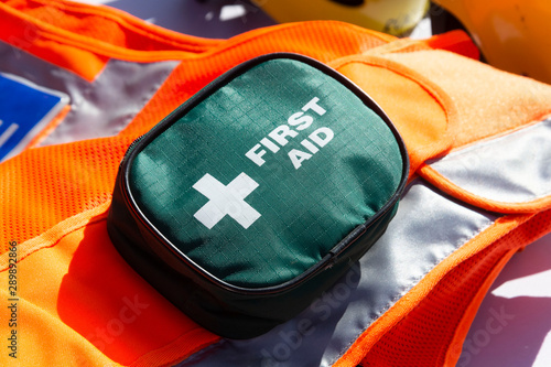Foto First aid kit bag, medicine kit. emergency case for urgency use.