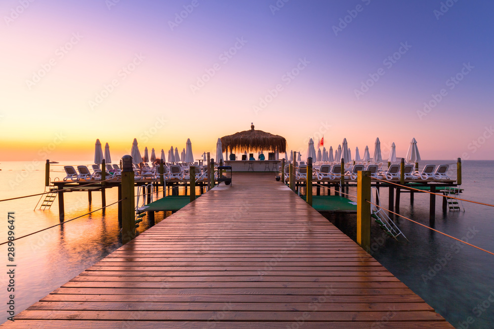 Fototapeta premium Beautiful sunrise at the beach of Turkish Riviera, Tekirova