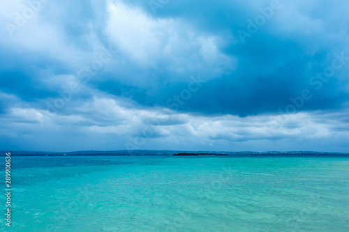 Dark clouds on the ocean © photolink