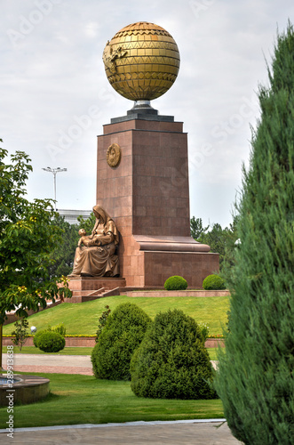 Independence Monument and the Blessed Mother - Tashkent, Uzbekistan photo