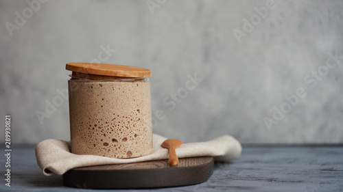 Fotografía sourdough on a table