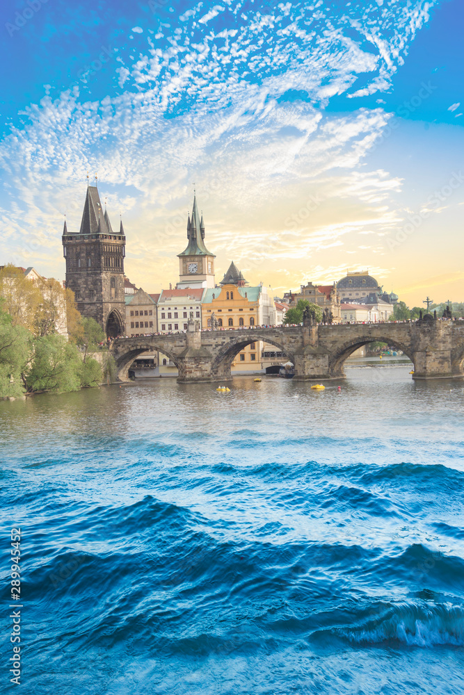 Obraz premium Beautiful view of Charles Bridge, Old Town and Old Town Tower of Charles Bridge, Czech Republic