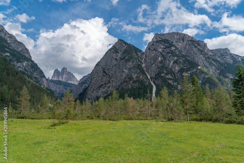 Aussicht auf den Monte Piana und die Drei Zinnen