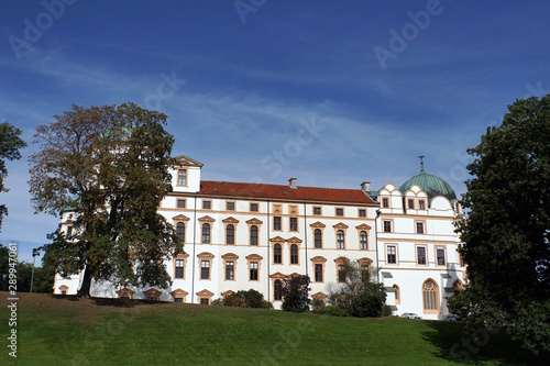 Blick vom Schlosspark auf Schloss Celle © etfoto