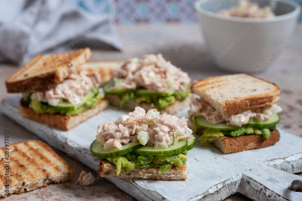 Healthy Tuna Sandwich with Avocado and Cucumber Healthy Tuna Sandwich with Avocado and Cucumber