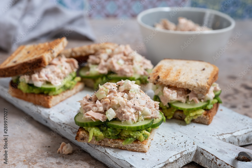 Healthy Tuna Sandwich with Avocado and Cucumber Healthy Tuna Sandwich with Avocado and Cucumber