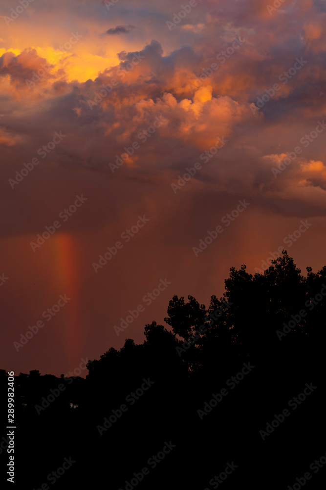 Nublado arcoíris