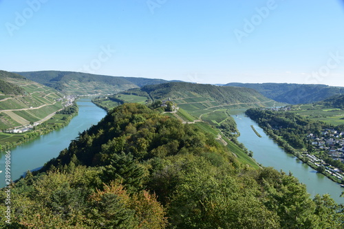 Moselschleife von oben gesehen photo