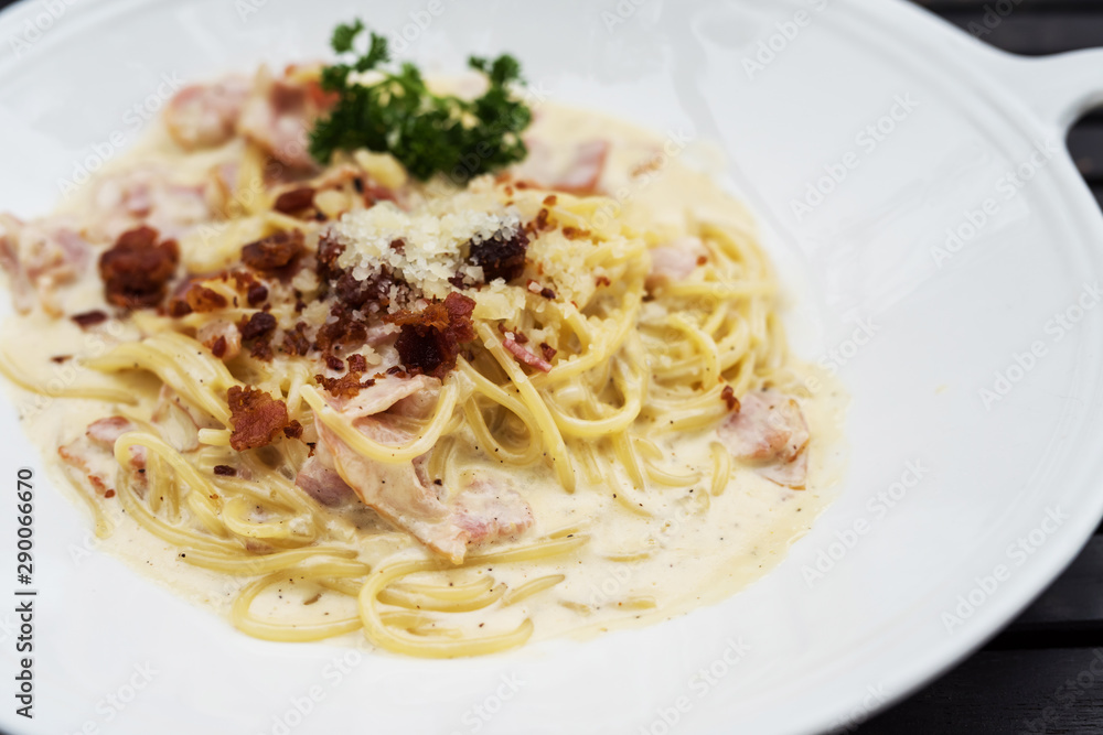 Spaghetti carbonara white sauce, italian food Spaghetti carbonara white sauce, italian food