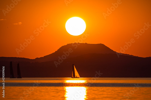 Balaton, Segelboot und Sonnenuntergang- Ungarn photo