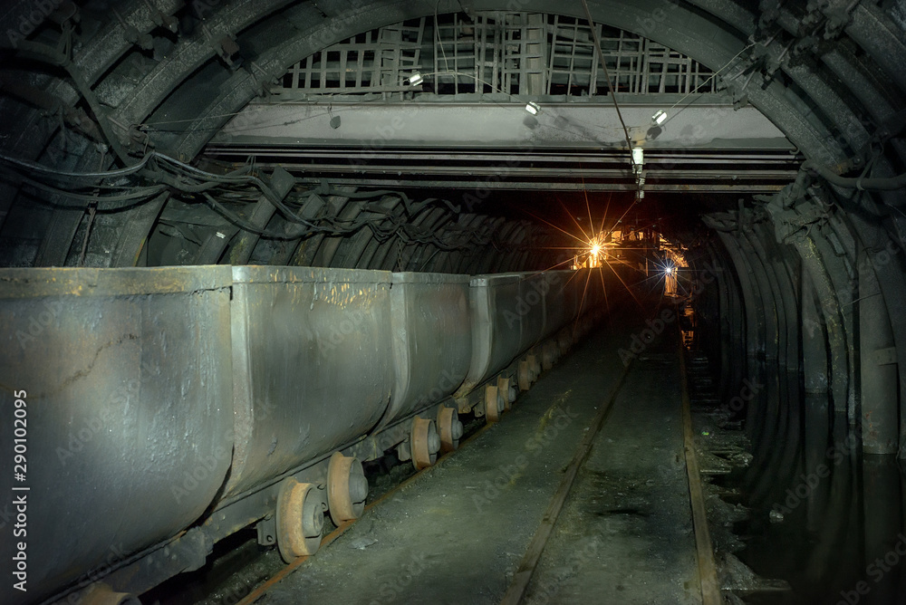 Obraz premium abandoned underground coal mine workings