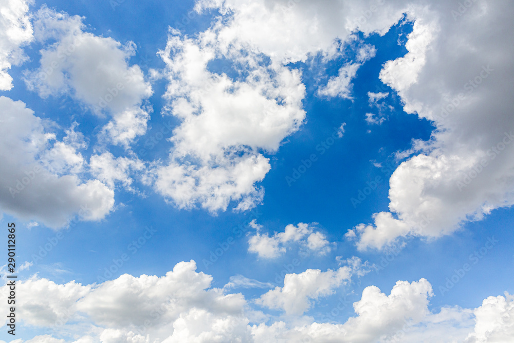 Obraz premium blue sky background with clouds.