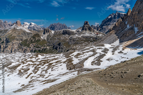 Hochebene an den Drei Zinnen in Südtirol photo