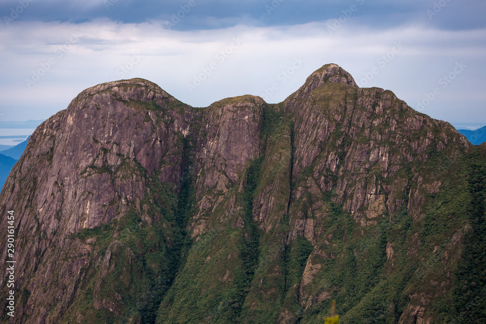 Fototapeta premium Mountain - Pico Paraná