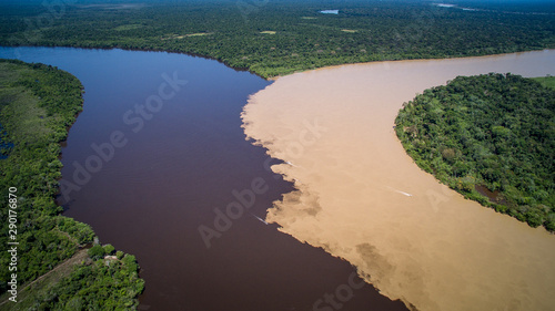 Estrella Fluvial _ Cruce de rio Inirida y Guaviare en la Orinoquia Colombiana (Guainia-Colombia)