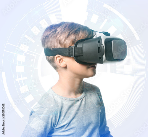 Cute boy wearing virtual re...