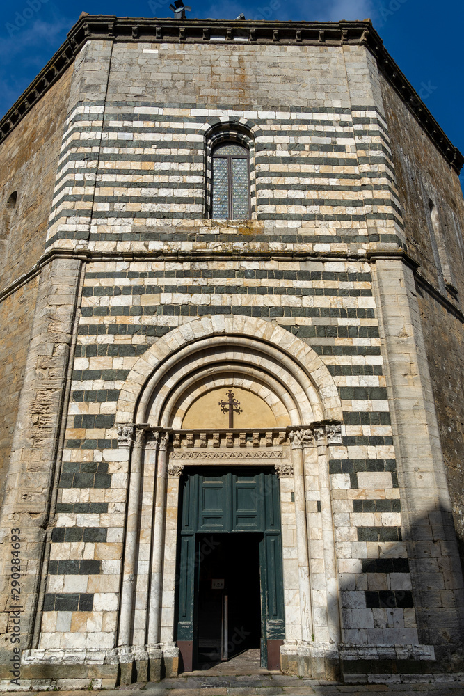 Fototapeta premium Volterra, medieval city in Tuscany