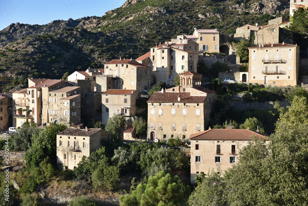 Maisons du village de Lama en Corse