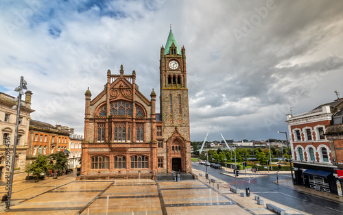 Fotografia The Guildhall in Londonderry / Derry, Northern Ireland