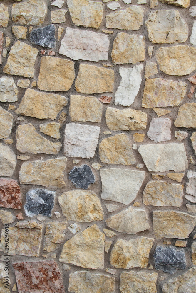 eine alte Stadtmauer eine alte Stadtmauer