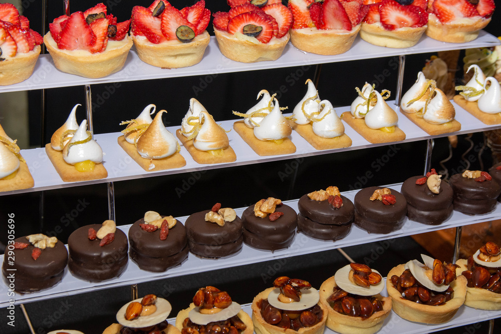 Naklejka premium Buffet