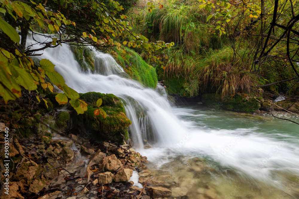 Fototapeta premium Autumn on Plitvice Lakes, Croatia
