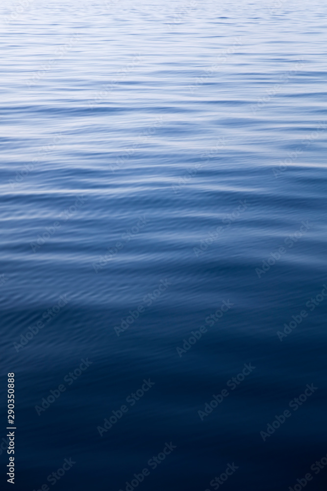 Naklejka premium Waves on the surface of the water