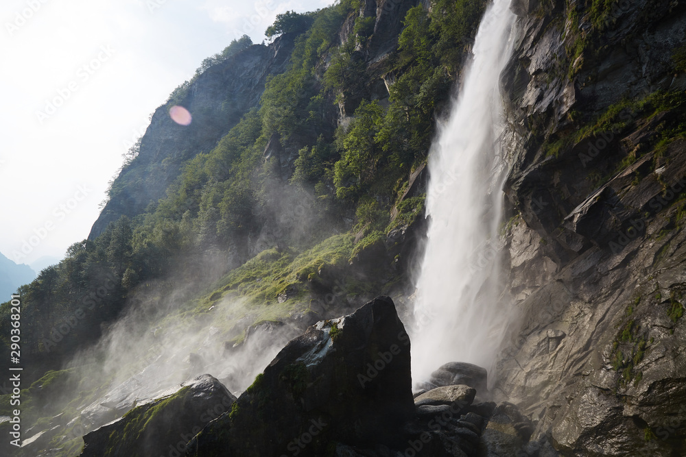 Fototapeta premium Waterfall Foroglio tessin valle bavona
