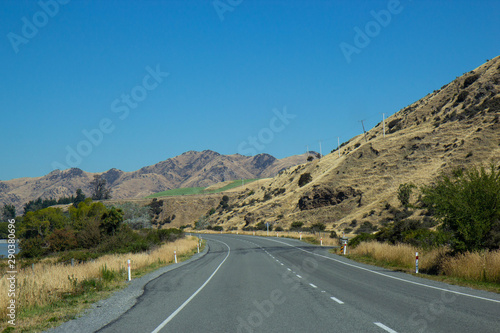 Scenic road in Canterbury area, New Zealand © Tomtsya