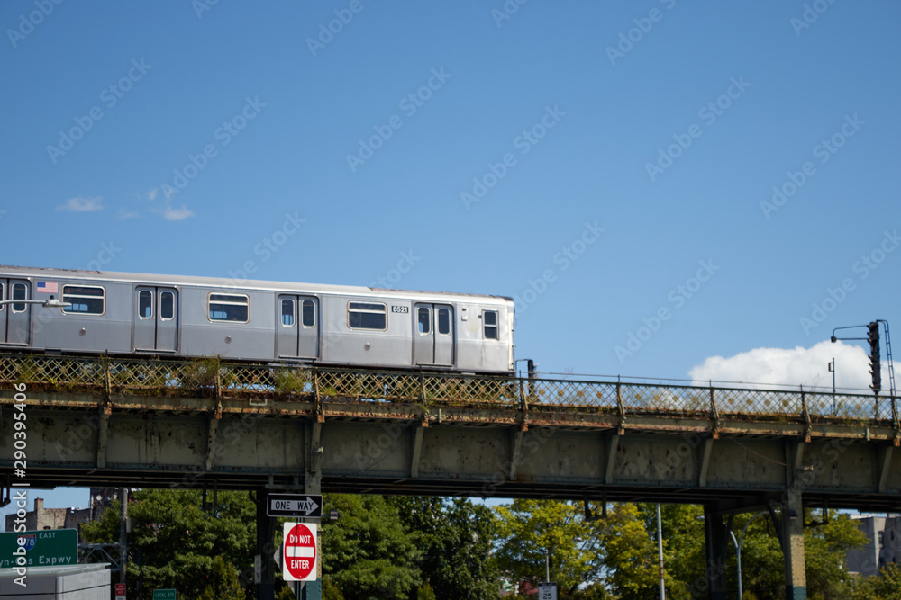 Fototapeta premium Subway in a railroad