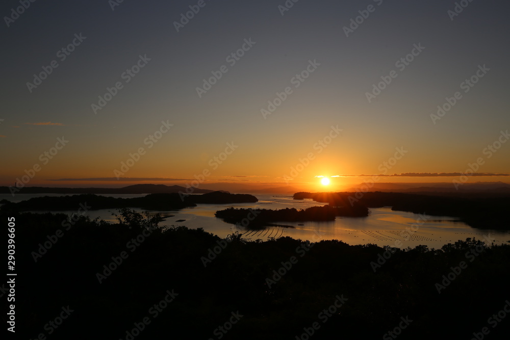 ともやま公園　英虞湾に沈む夕日