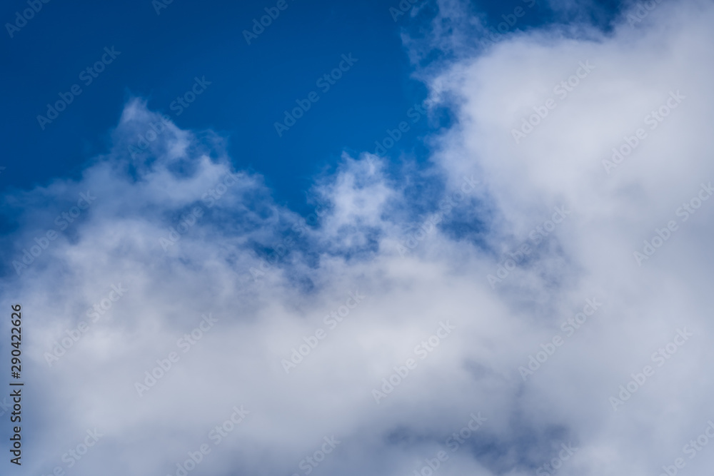 Obraz premium Blue sky with clouds. for background or texture
