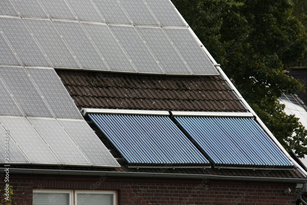 Fototapeta premium Energie durch Photovoltaik