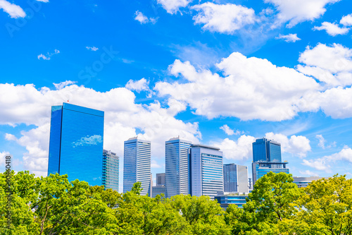 Fototapeta Naklejka Na Ścianę i Meble -  青空 大阪 都市風景