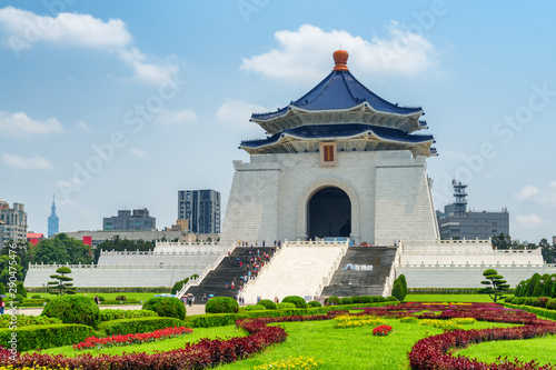 Awesome view of the National Chiang Kai-shek Memorial Hall photo