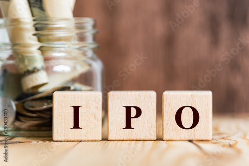 IPO　アルファベットの文字 photo