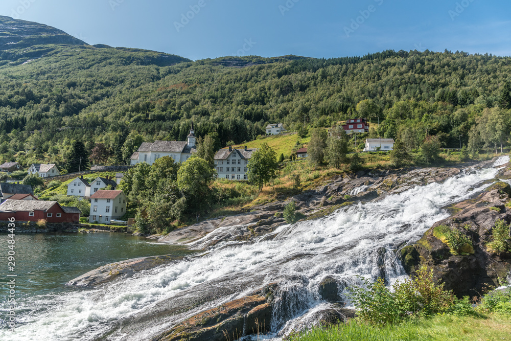 Hellesylt Wasserfall in Norwegen