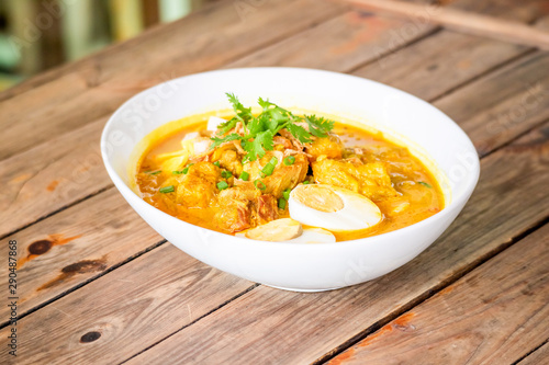 Laksa Curry Noodles - Muslim Food Bangkok