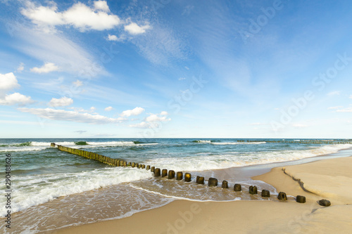 Fototapeta Naklejka Na Ścianę i Meble -  Baltic sea with wavebreaker