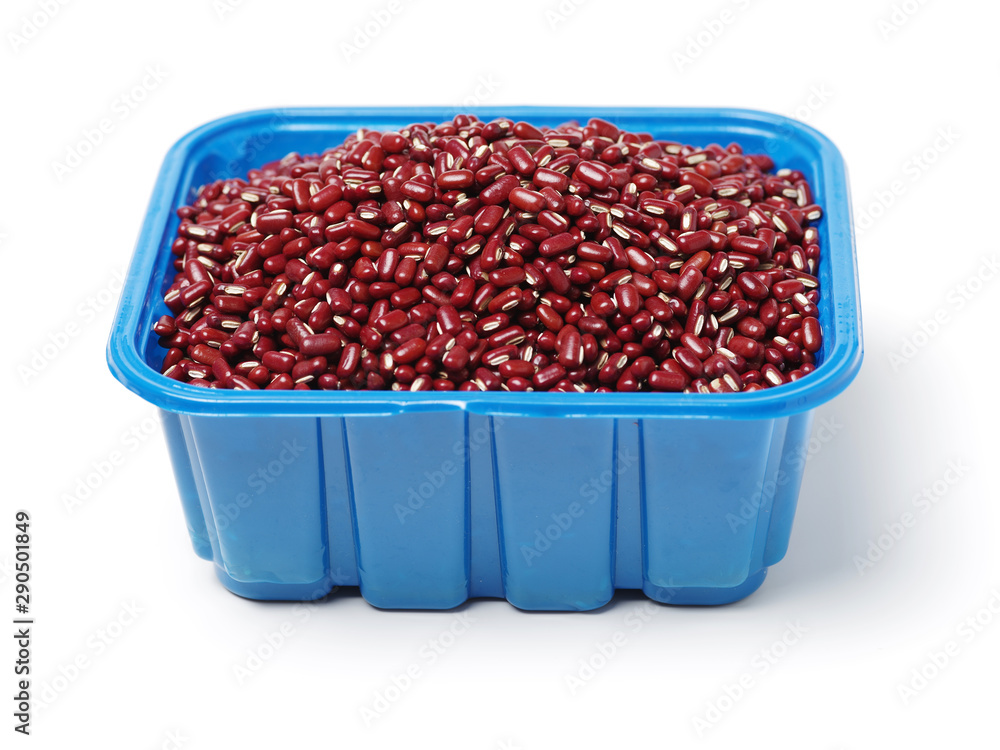 red beans isolated on white background red beans isolated on white background
