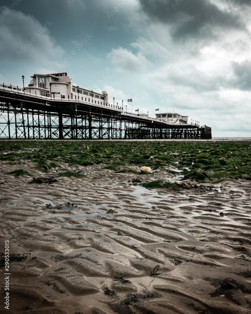 Obraz premium pier on the beach